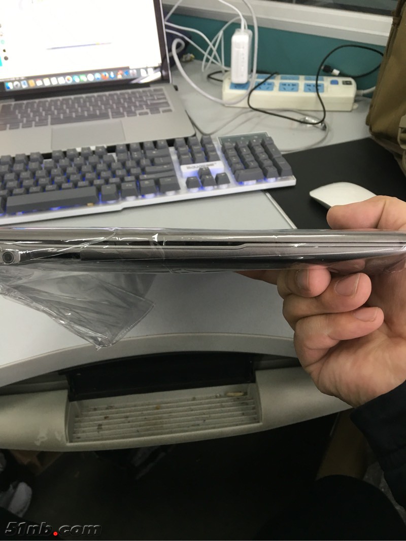 210410ohs6ex2b4n74pan2.jpg