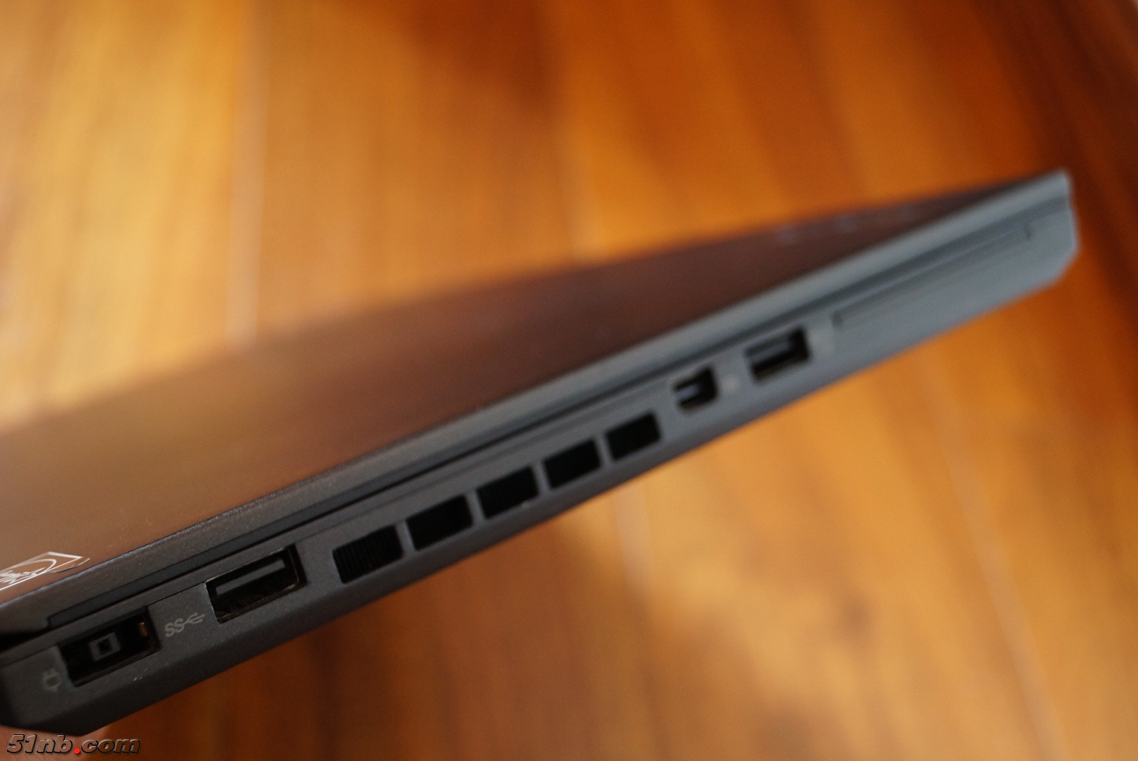 T系列-T440S-I5-IPS-07.JPG