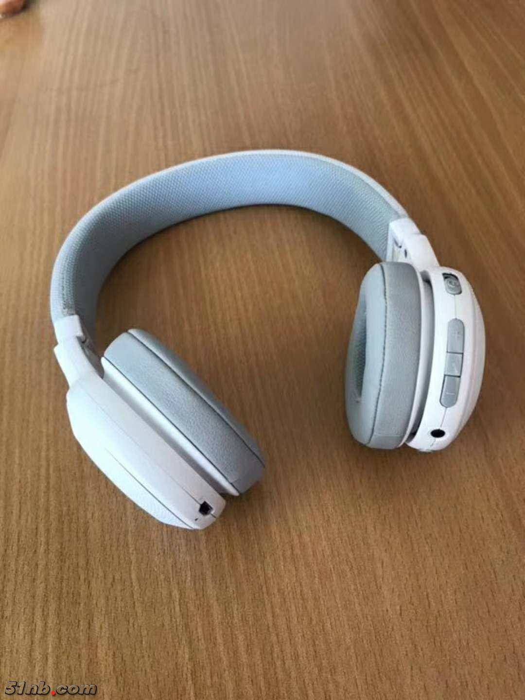 549101288.jpg