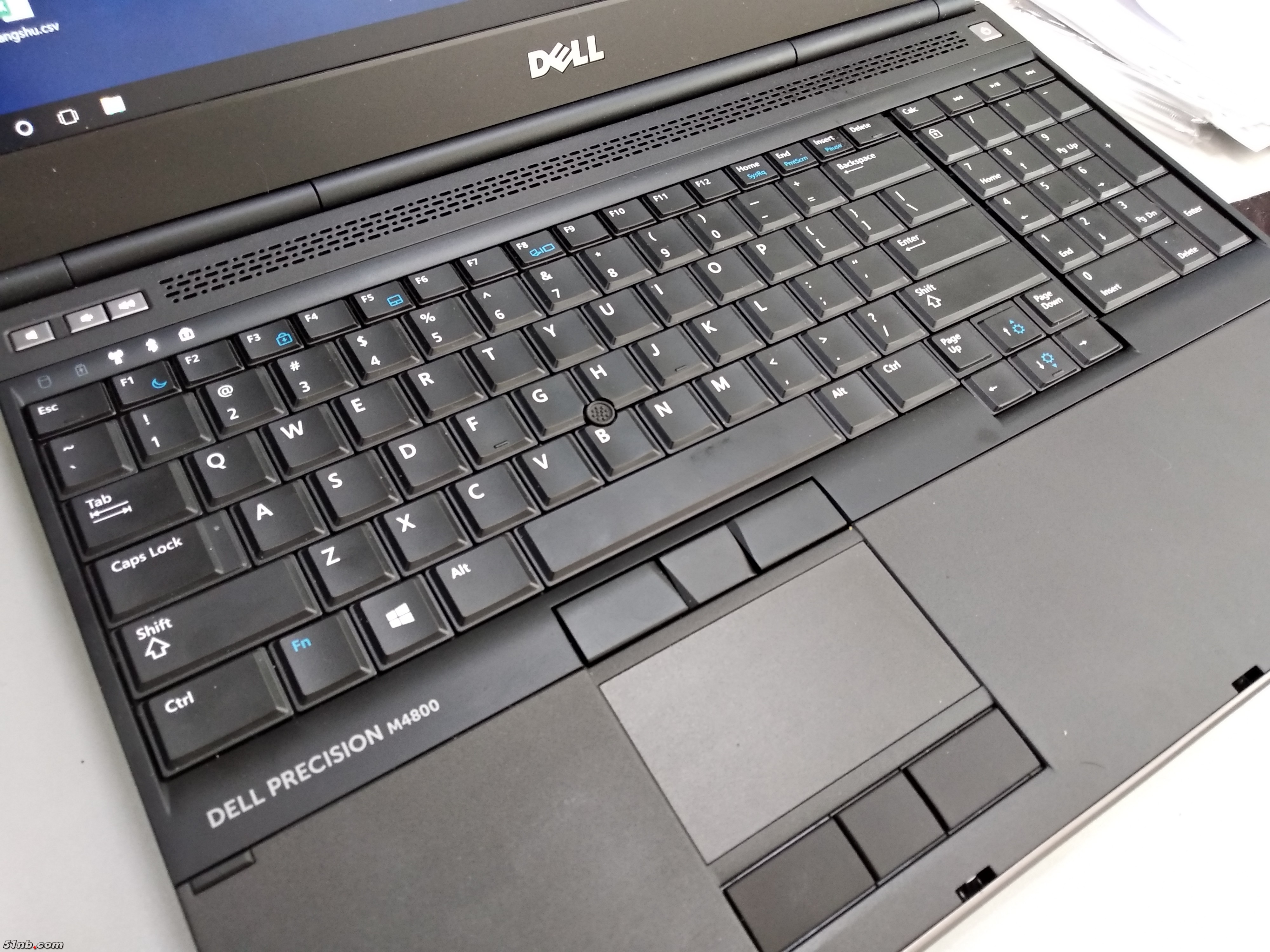 M4800-4.jpg