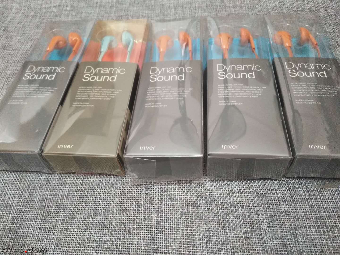 967047582.jpg