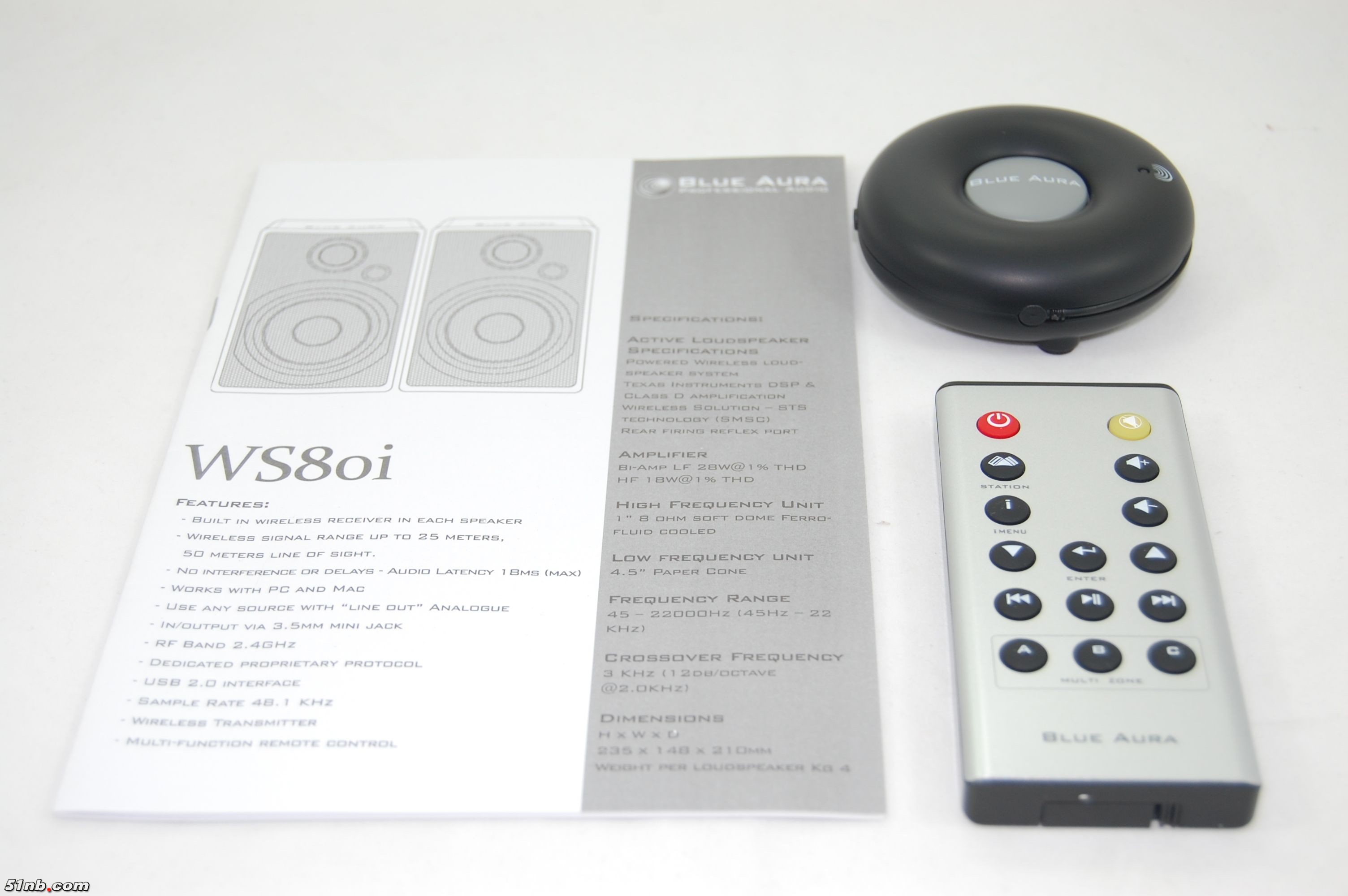 b_0_0_0_00_images_stories_audio_Blue-Aura-WS80i_Packaging_DSC_1298.JPG
