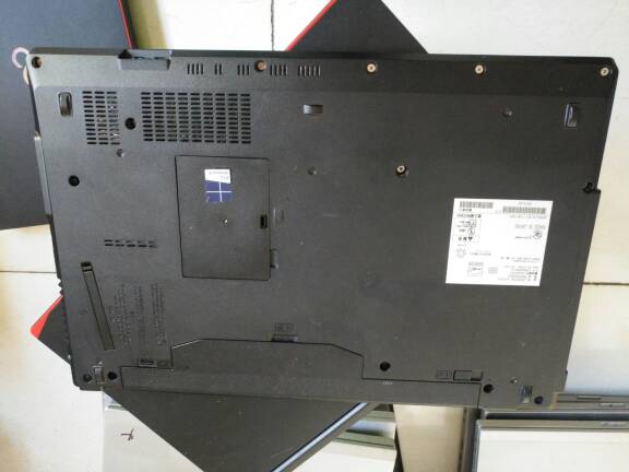 150003ku5u8kd1leetec8r.jpg