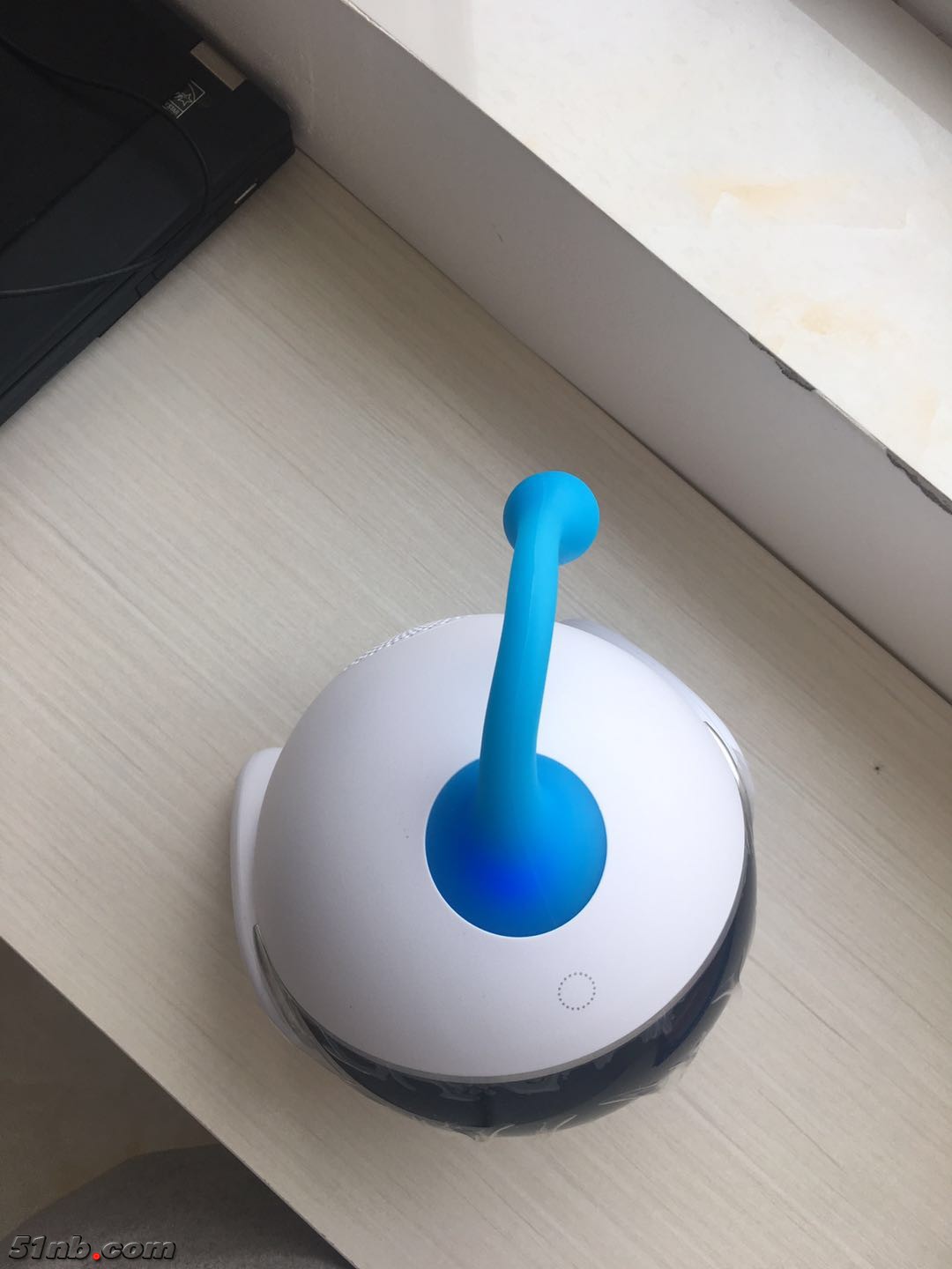 智伴机器人