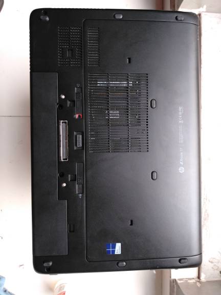 113648vw8w6k24y00988rl.jpg
