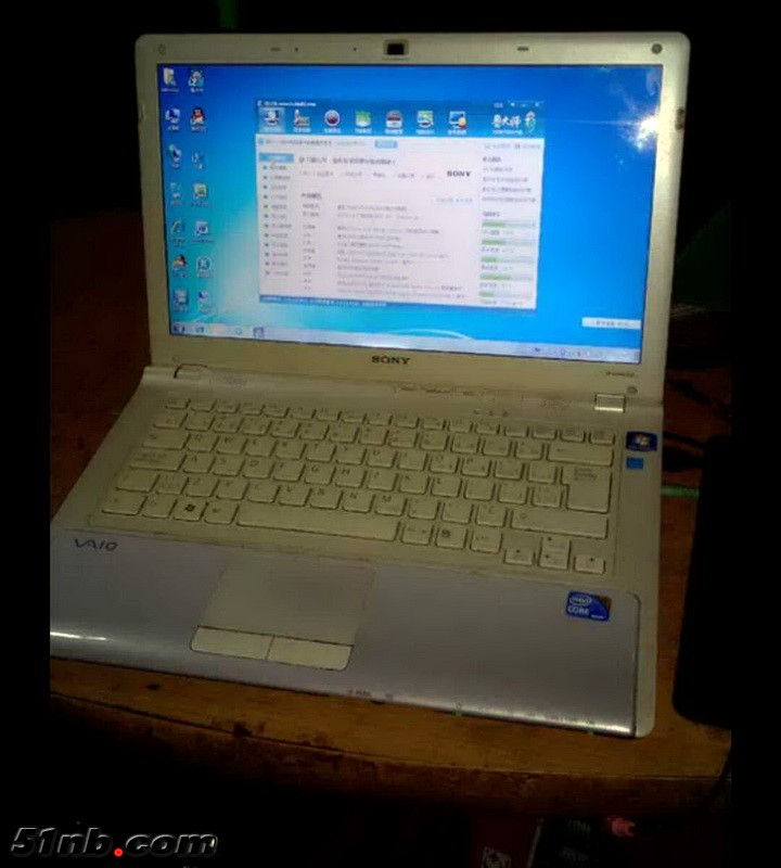 sony i3.jpg