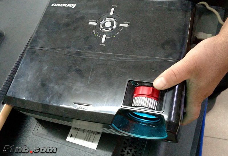 tyj lenovo.jpg