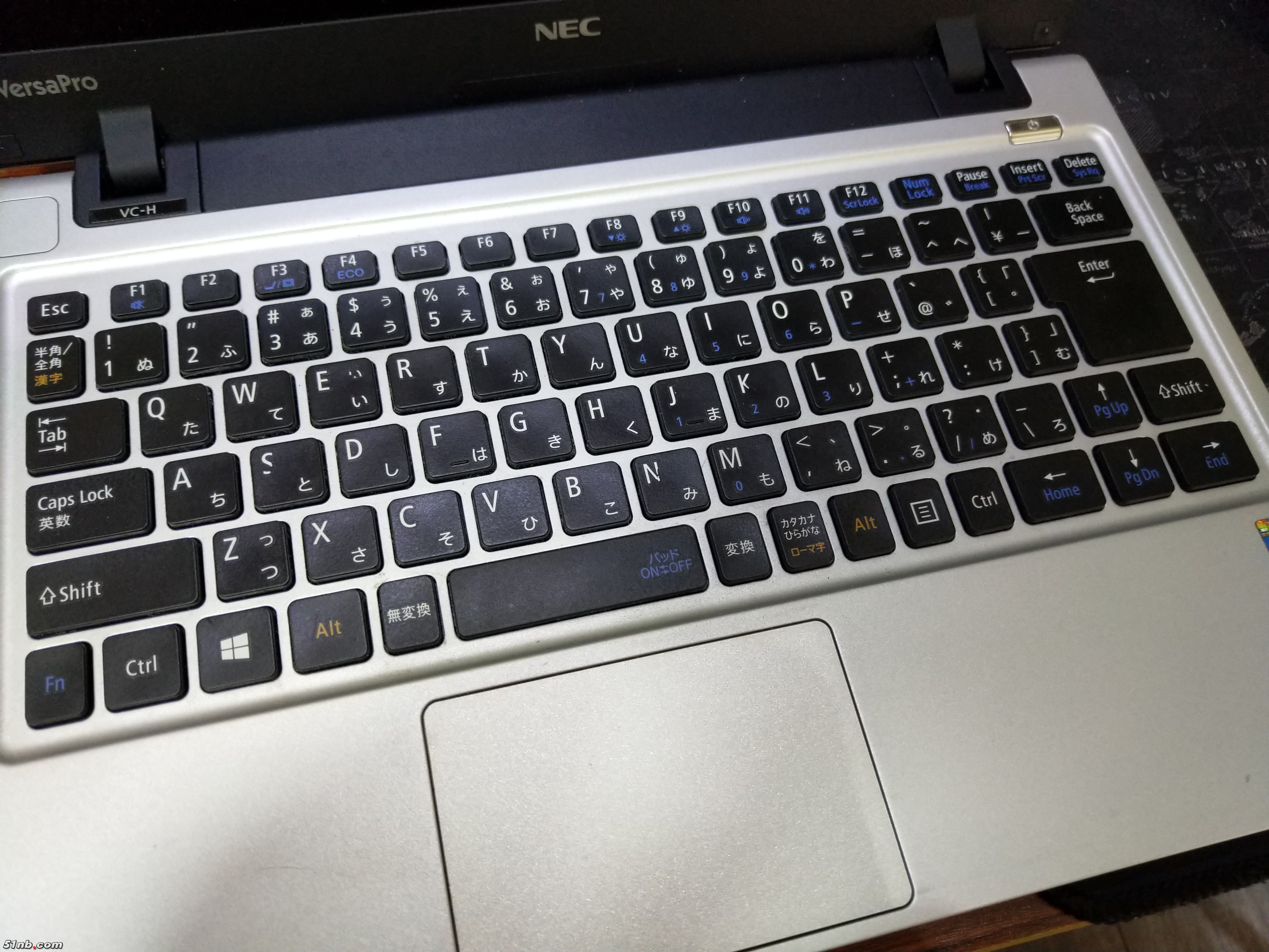 vk26-keyboard.jpg