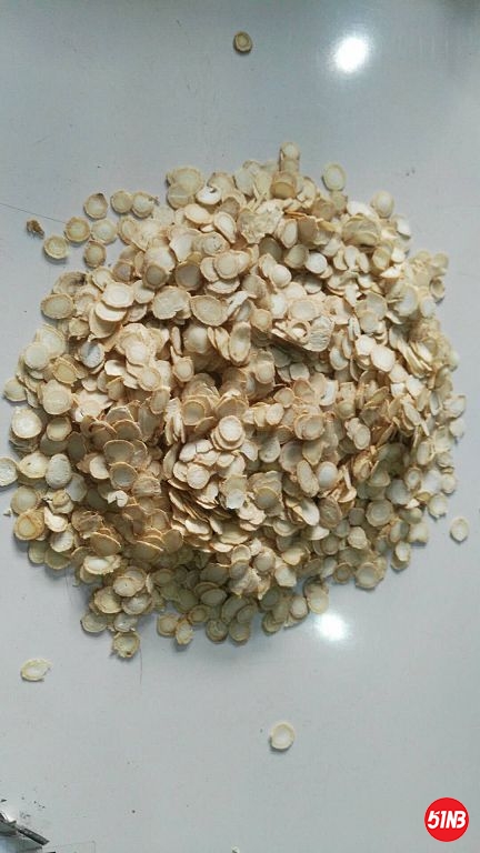 UDEX8848.jpg