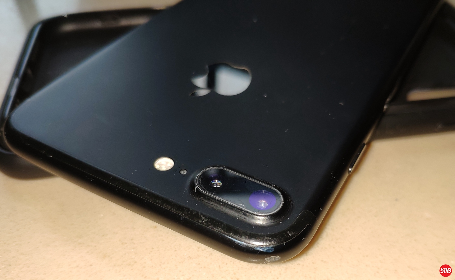 iPhone 7plus 32G-3.jpg