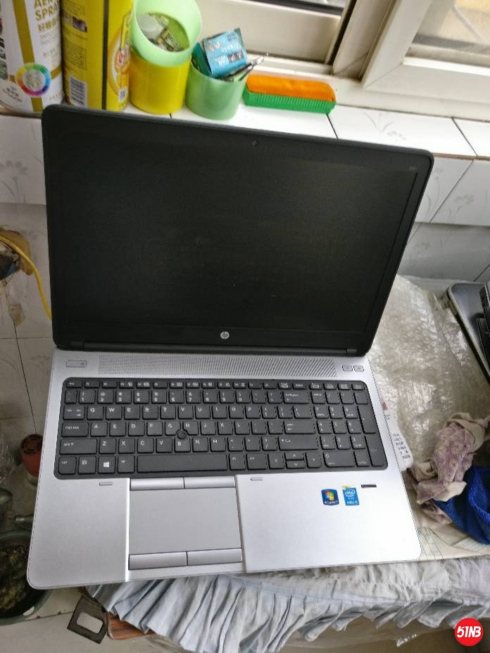 142439sbw8azjfwwa8svhv.jpg