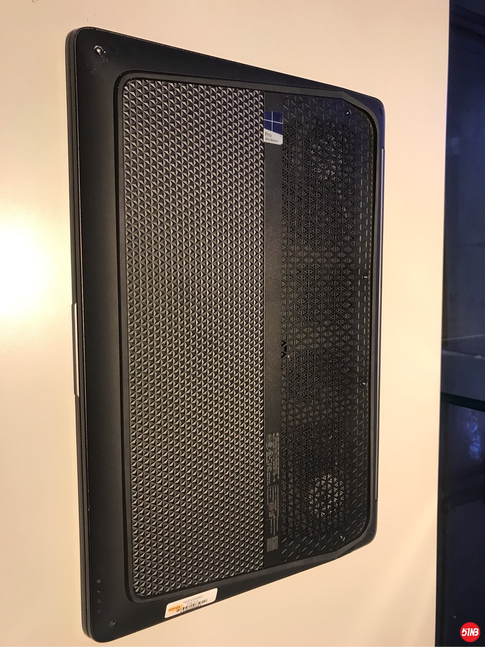 190318drp4m7zt0lv2vhpz.jpg