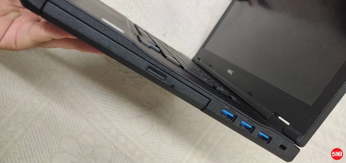 182418t7v0v87k7l5z1lcd.jpg