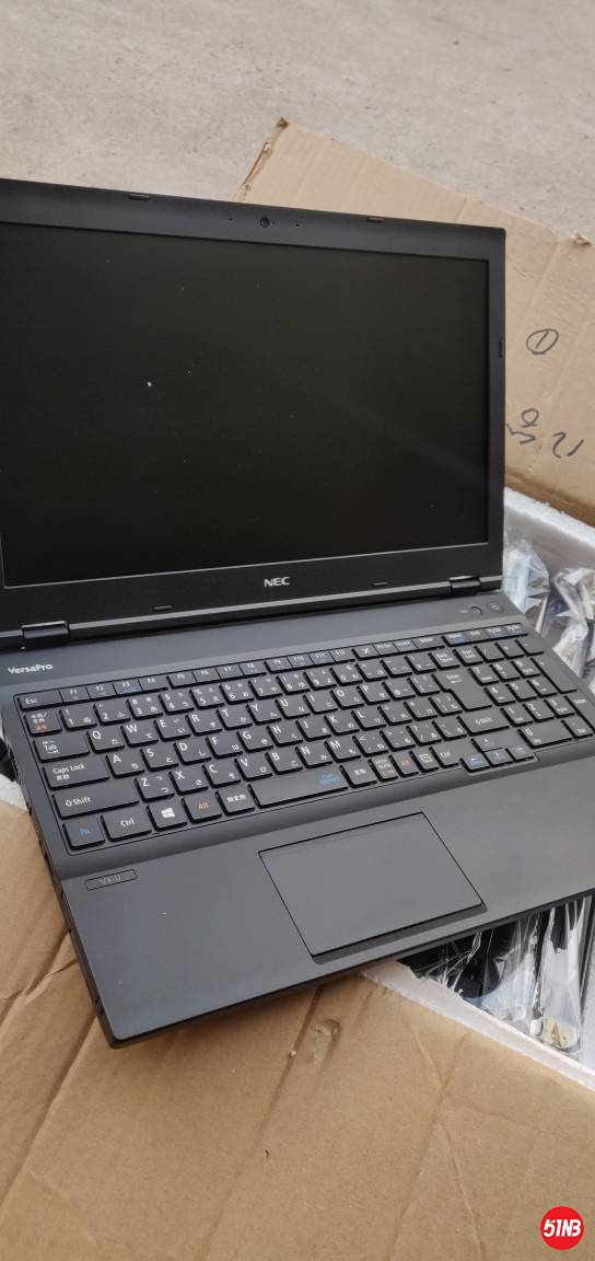 115005xaoarloja1bl0x8y.jpg