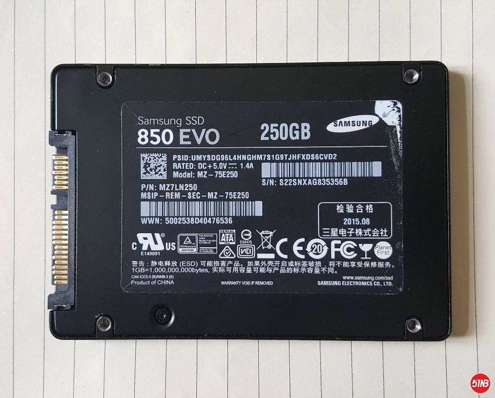 124403eer6ii8sdm60e6o9.jpg