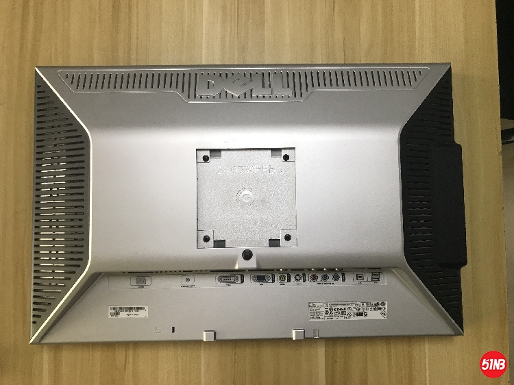 DELL2407-11.jpg